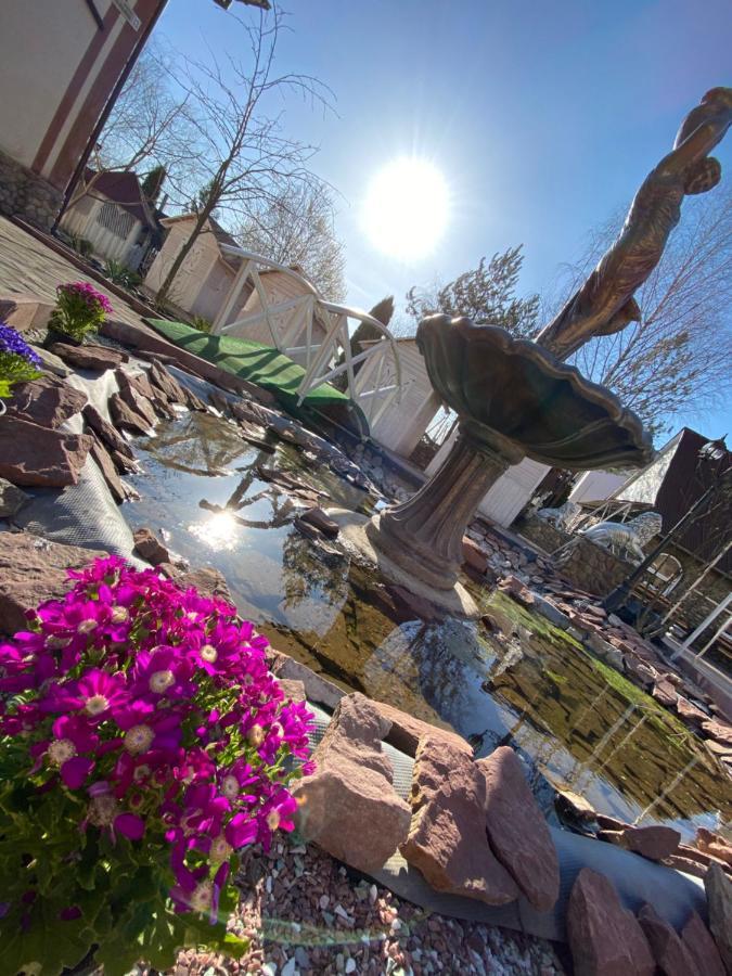 Отель Pid Yavorom Drogomirchany Экстерьер фото